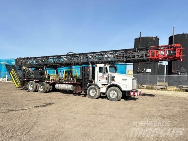 Kenworth T800 이동식 드릴 리그 트럭