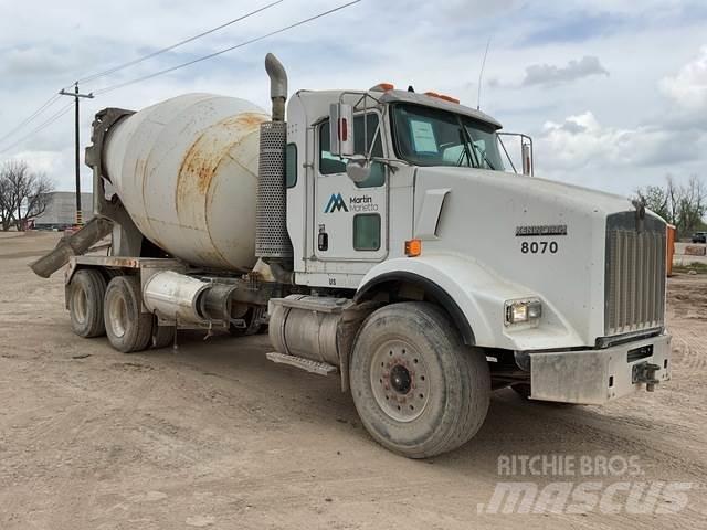 Kenworth T800 기타 트럭