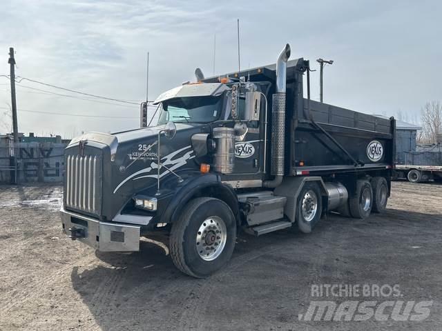 Kenworth T800 덤프 트럭