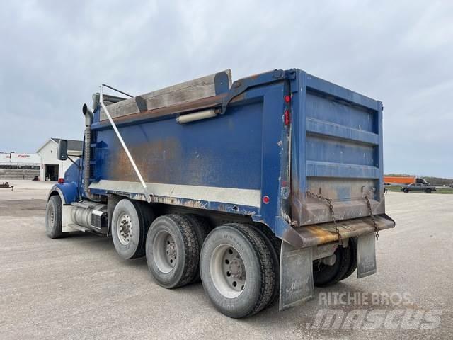 Kenworth T800 덤프 트럭