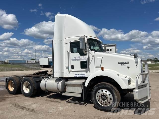 Kenworth T800 트랙터 유닛