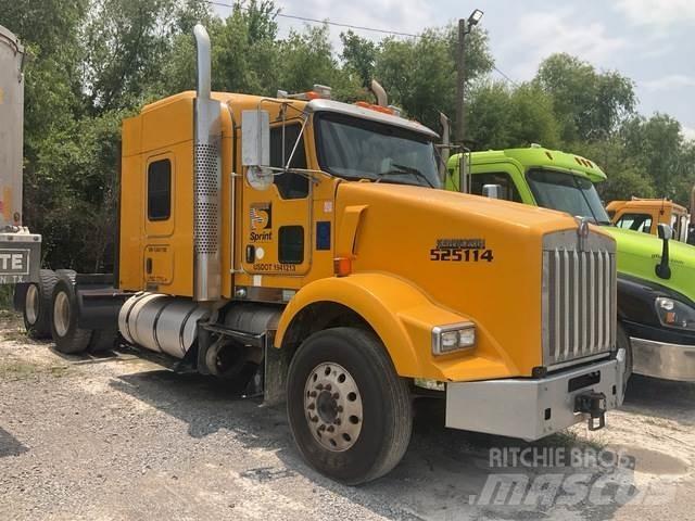 Kenworth T800 트랙터 유닛
