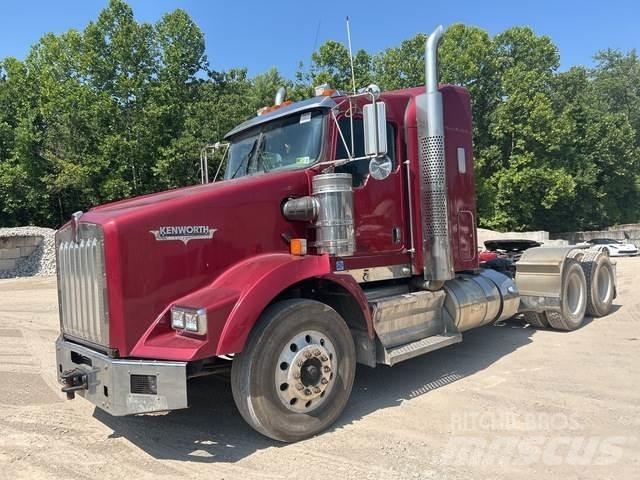 Kenworth T800 트랙터 유닛