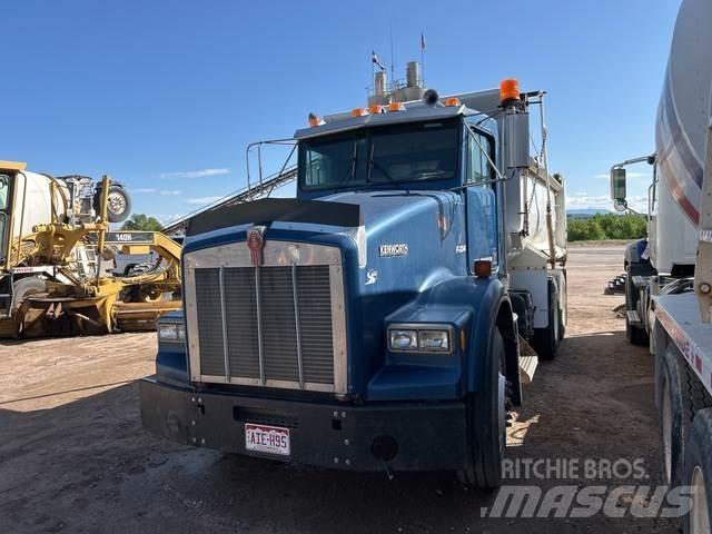 Kenworth T800 덤프 트럭