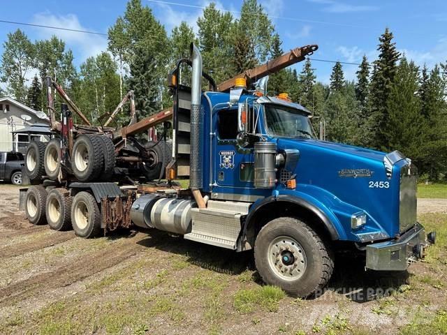 Kenworth T800 목재 트럭