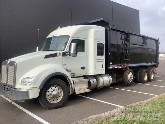 Kenworth T880 덤프 트럭