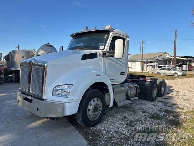 Kenworth T880 트랙터 유닛