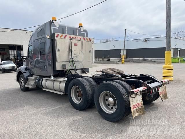 Kenworth T880 트랙터 유닛
