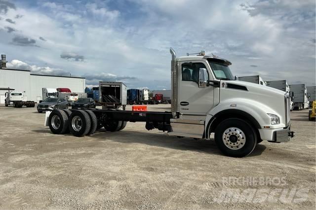 Kenworth T880 캐빈 및 인테리어