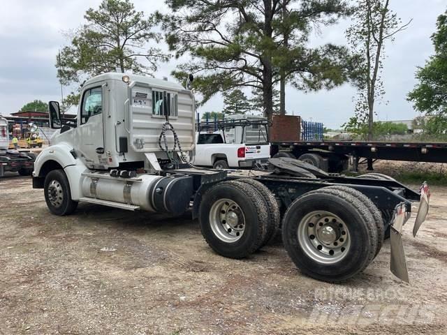 Kenworth T880 트랙터 유닛