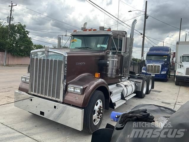 Kenworth W900 트랙터 유닛