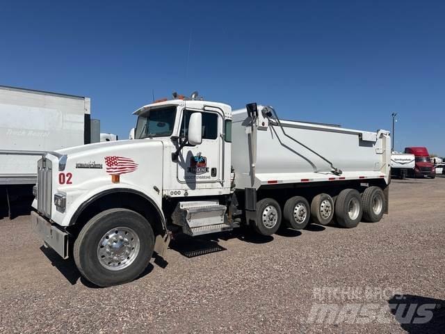 Kenworth W900 덤프 트럭