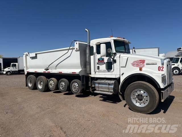 Kenworth W900 덤프 트럭
