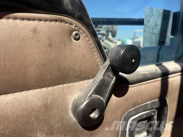 Kenworth W900 기타 트럭