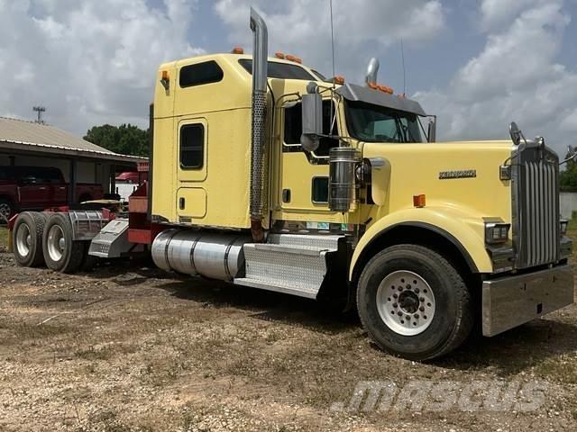 Kenworth W900 회수 차량
