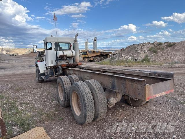 Kenworth W900 캐빈 및 인테리어