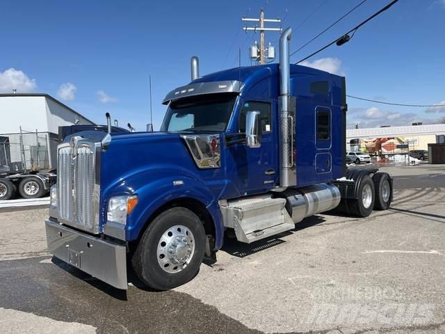 Kenworth W990 트랙터 유닛