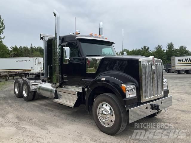 Kenworth W990 트랙터 유닛