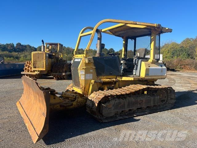 Komatsu  크롤러 도저