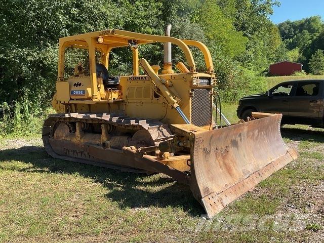 Komatsu D65E-6 크롤러 도저
