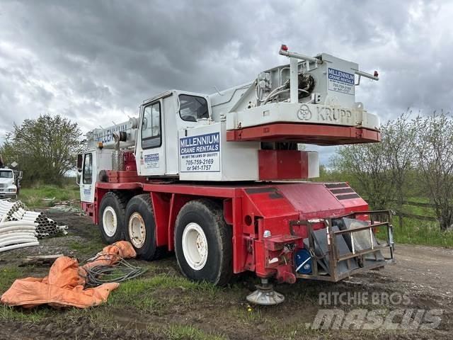 Krupp KMK3045 A/T 크레인