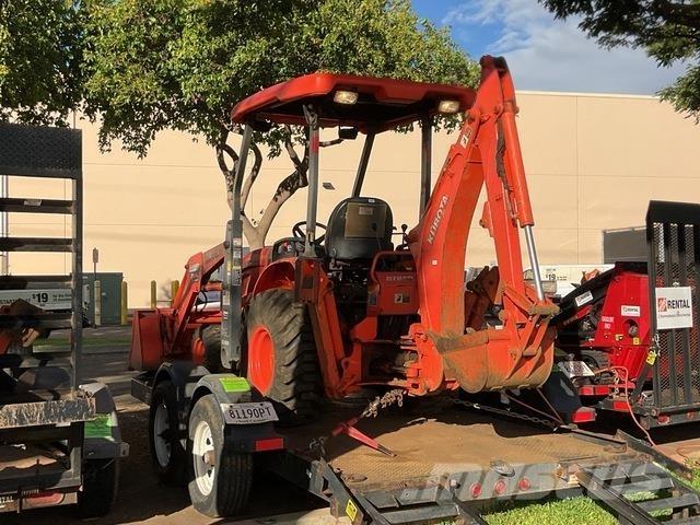 Kubota B26TLB 백호로더