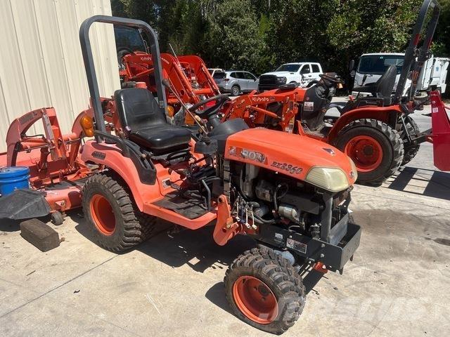 Kubota BX2360 소형 트랙터