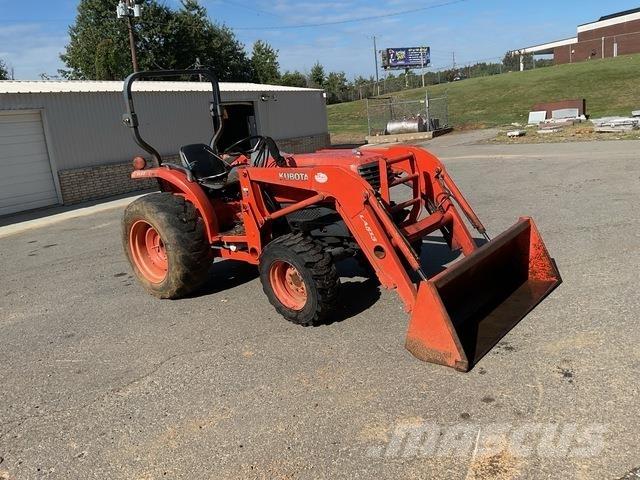 Kubota L3130D 소형 트랙터