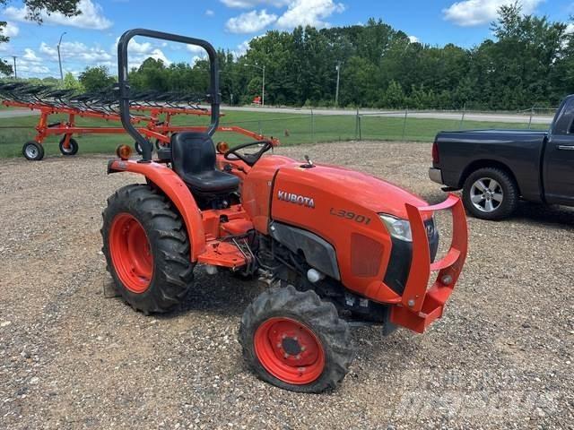 Kubota L3901DT 소형 트랙터