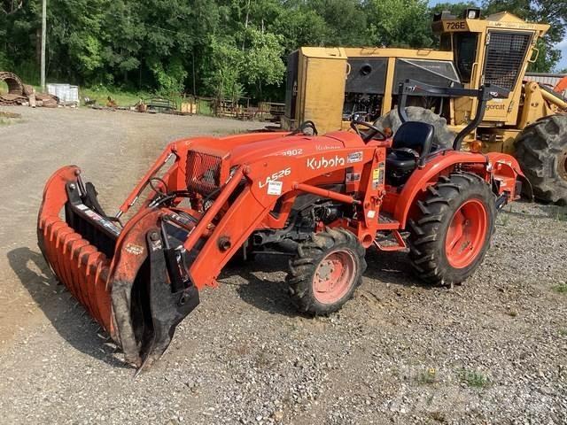 Kubota L3902DT 소형 트랙터