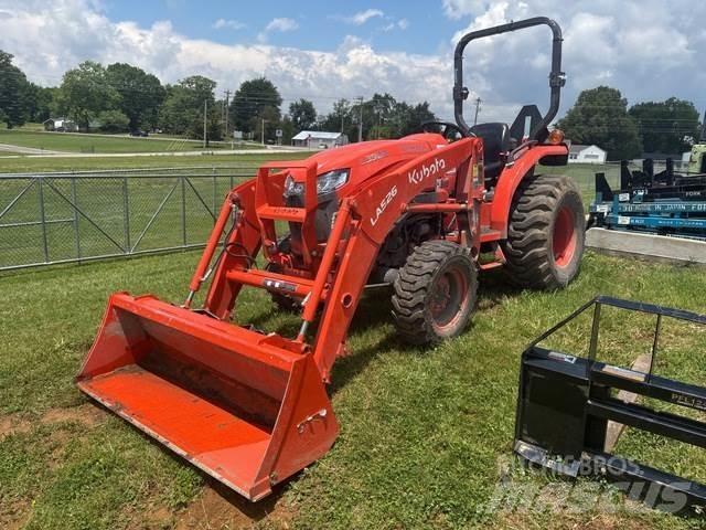 Kubota L3902DT 소형 트랙터