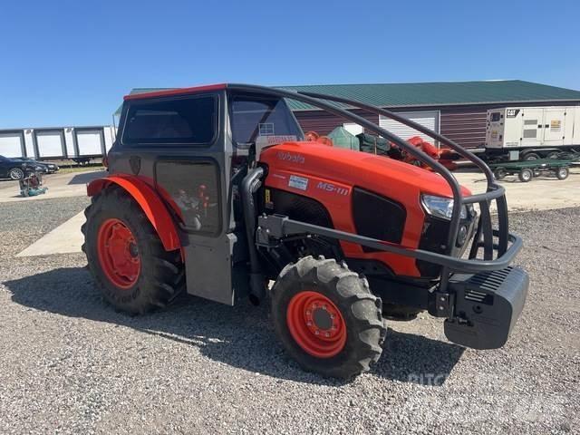 Kubota M5-111N 트랙터