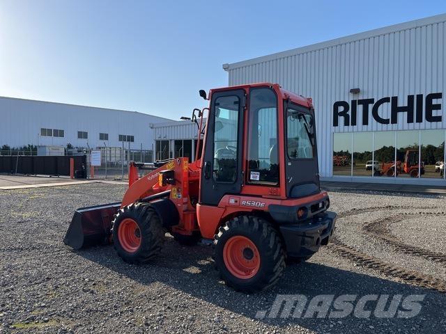 Kubota R530E  휠로우더