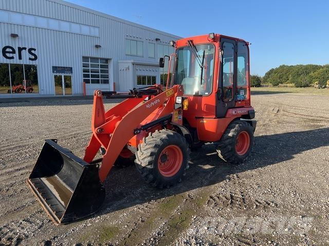 Kubota R530E  휠로우더