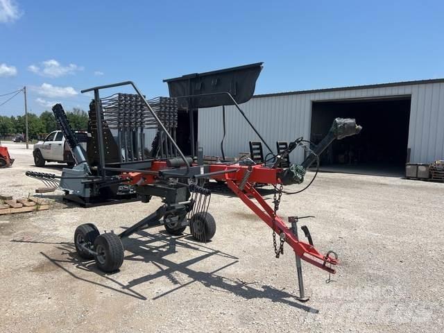Kubota RA1042T 갈퀴 및 테더