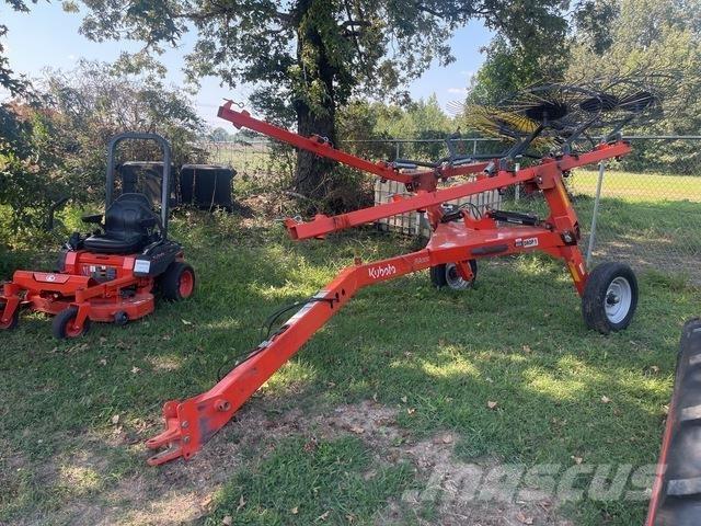 Kubota RA110CR 갈퀴 및 테더