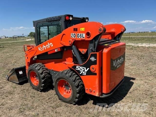 Kubota SSV75  스키드로더