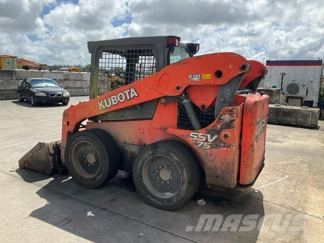 Kubota SSV75  스키드로더