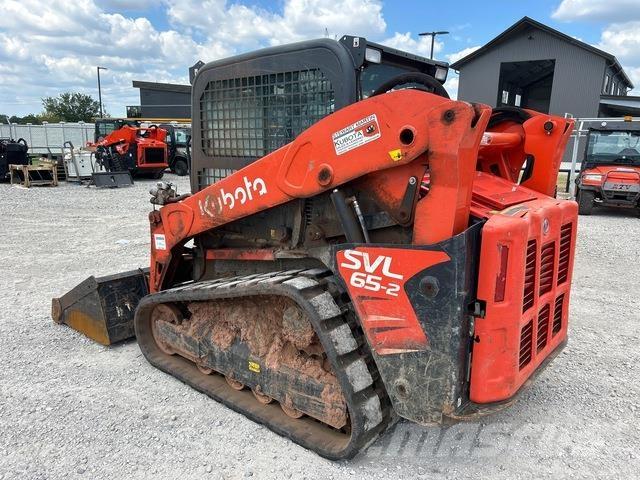 Kubota SVL65-2  스키드로더