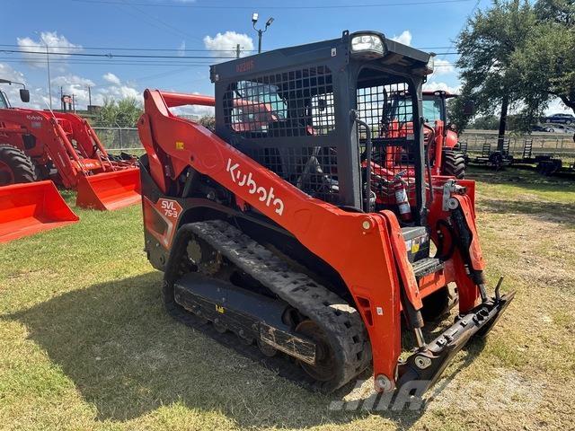 Kubota SVL75-3  스키드로더