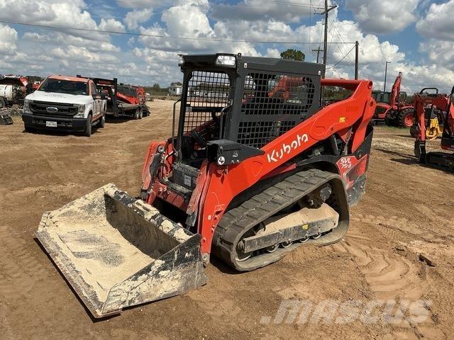 Kubota SVL75-3  스키드로더