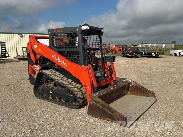 Kubota SVL75-3  스키드로더