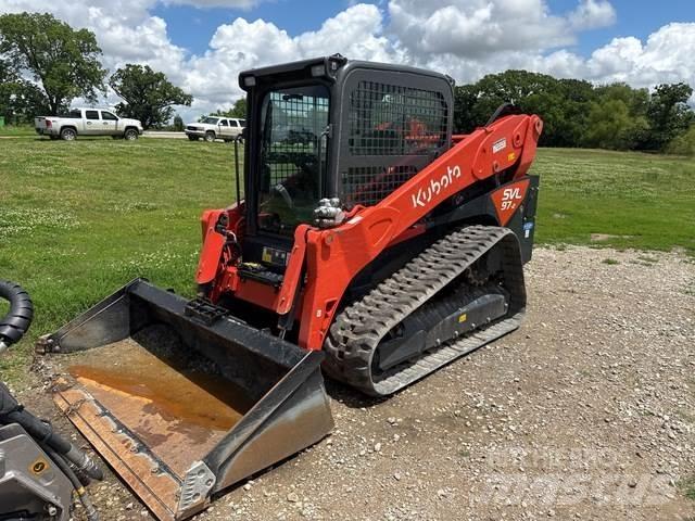 Kubota SVL97-2  스키드로더