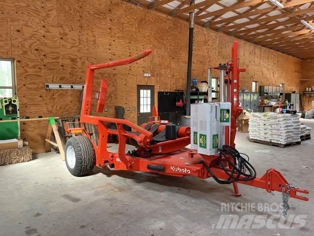 Kubota WR1600C 건초 포장기