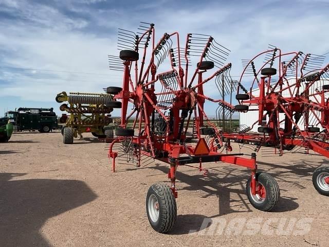 Kuhn GA7501+ 갈퀴 및 테더