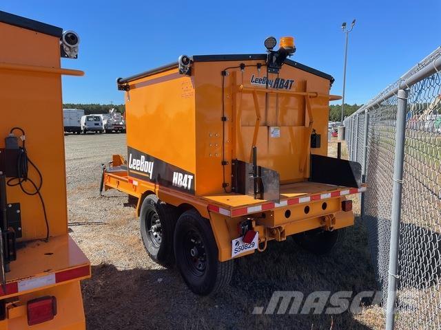 LeeBoy HB4T 건설 장비 - 기타