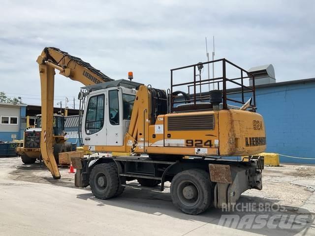 Liebherr A924C 폐기물/산업 처리기
