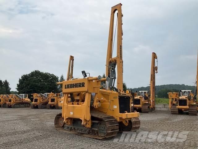 Liebherr RL54 파이프레이어 도저