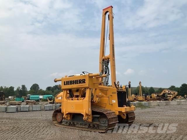 Liebherr RL54 파이프레이어 도저