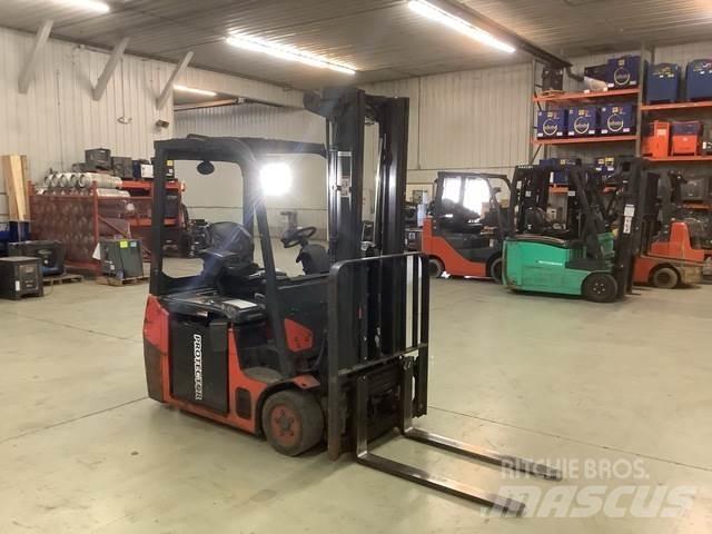 Linde E18 전동 지게차